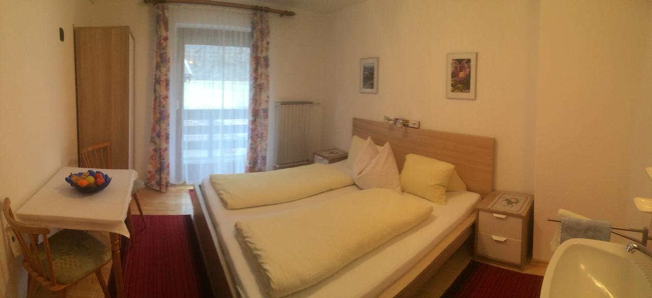 Haus Gamsblick Hotel Umhausen Exterior photo